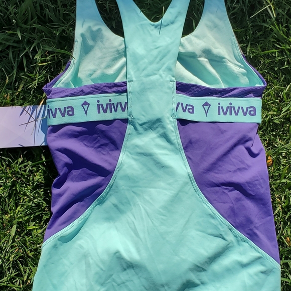 ivivva Lululemon Top - Picture 2 of 5